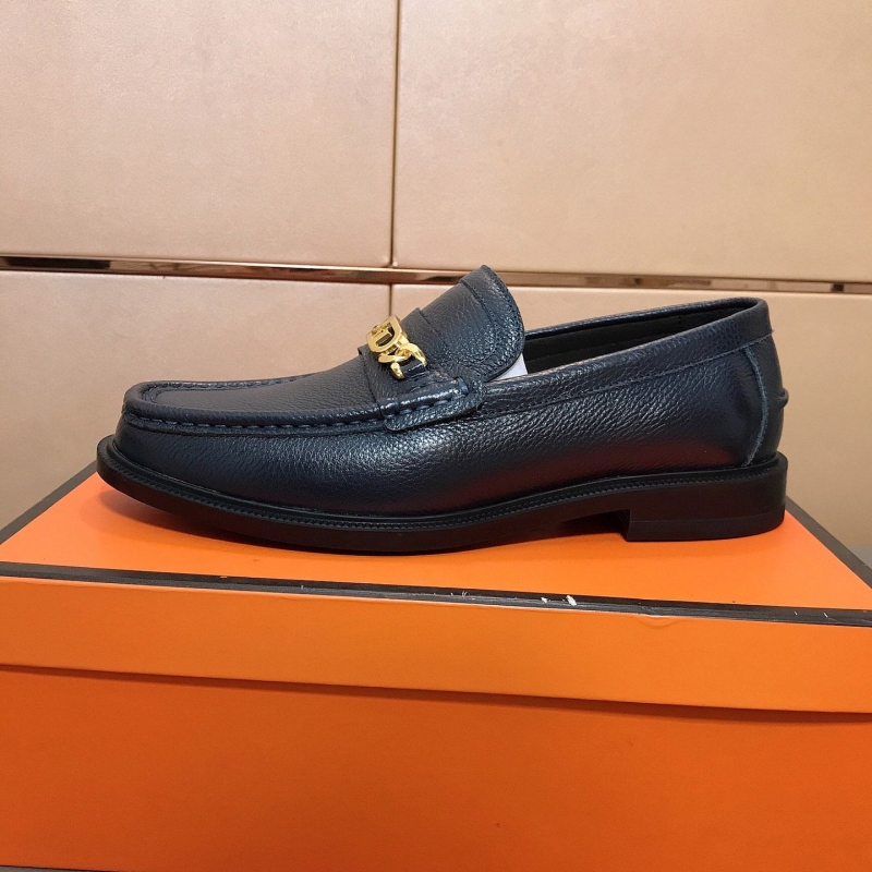 F**di leather shoes